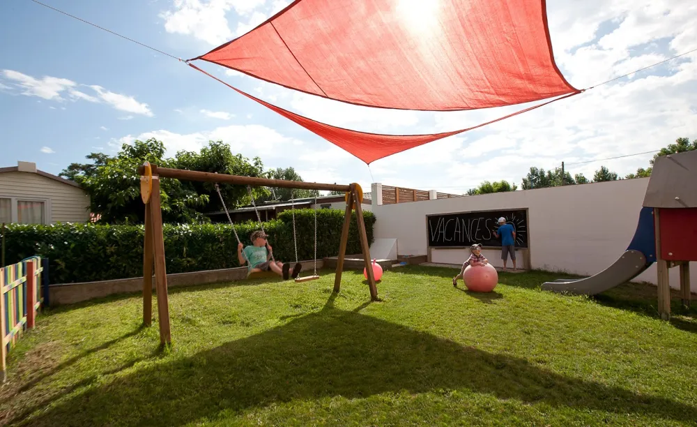 Camping Les Ombrages  