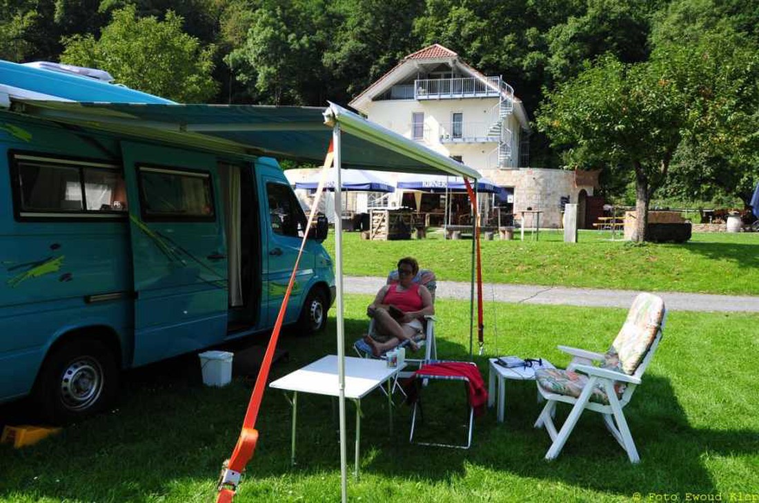 camping knock Sticker by Numbers