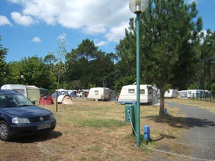 Camping Municipal Du Lac De Cazaux - Photo 3