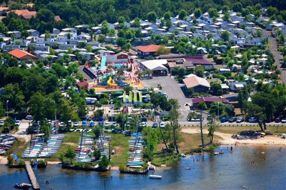 Camping Les Grands Pins  