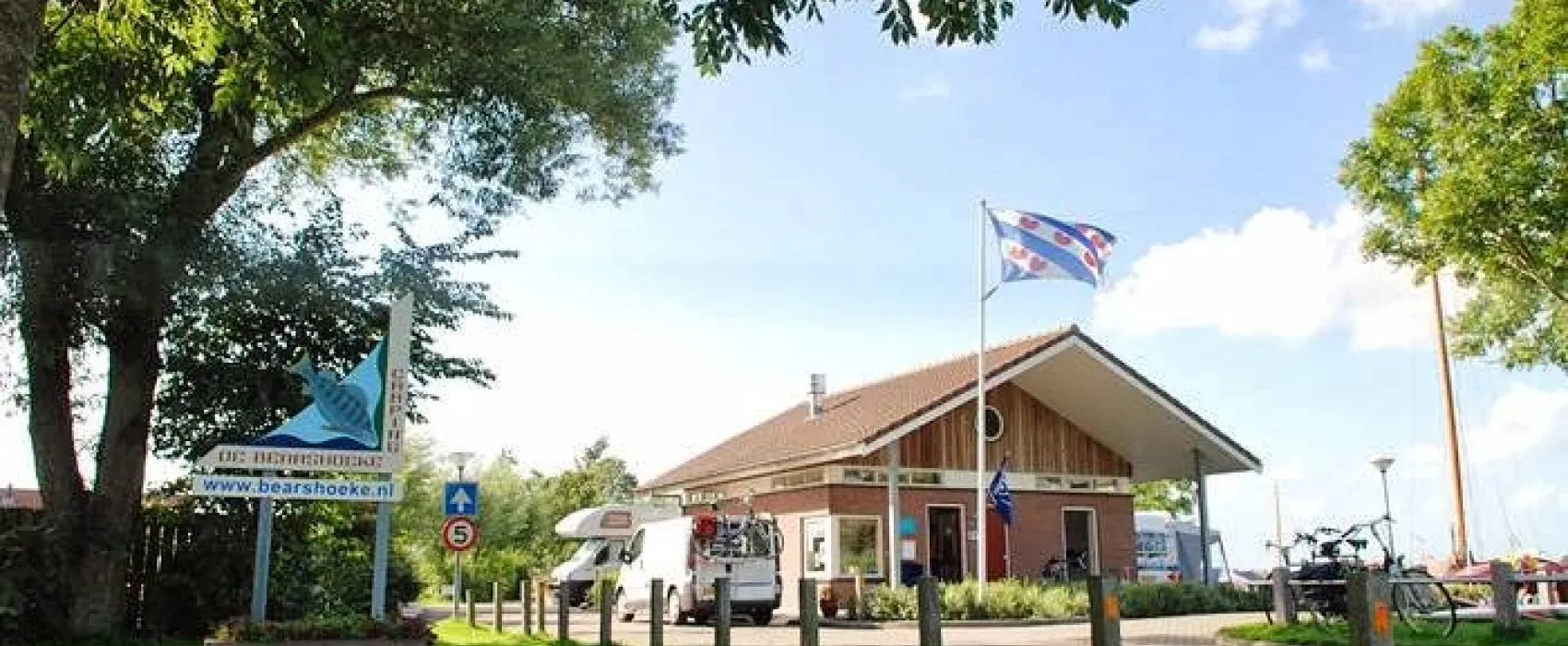 Camping De Bearshoeke