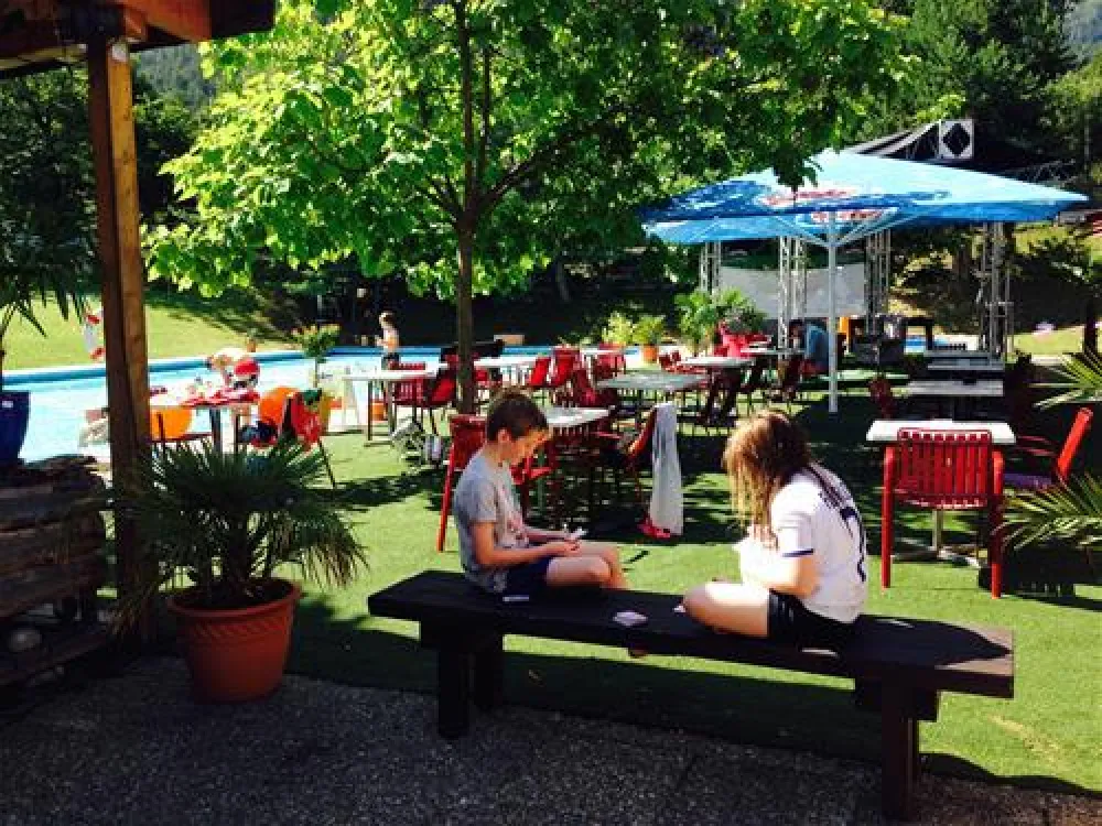 Camping  Bella-Tola + Restaurant