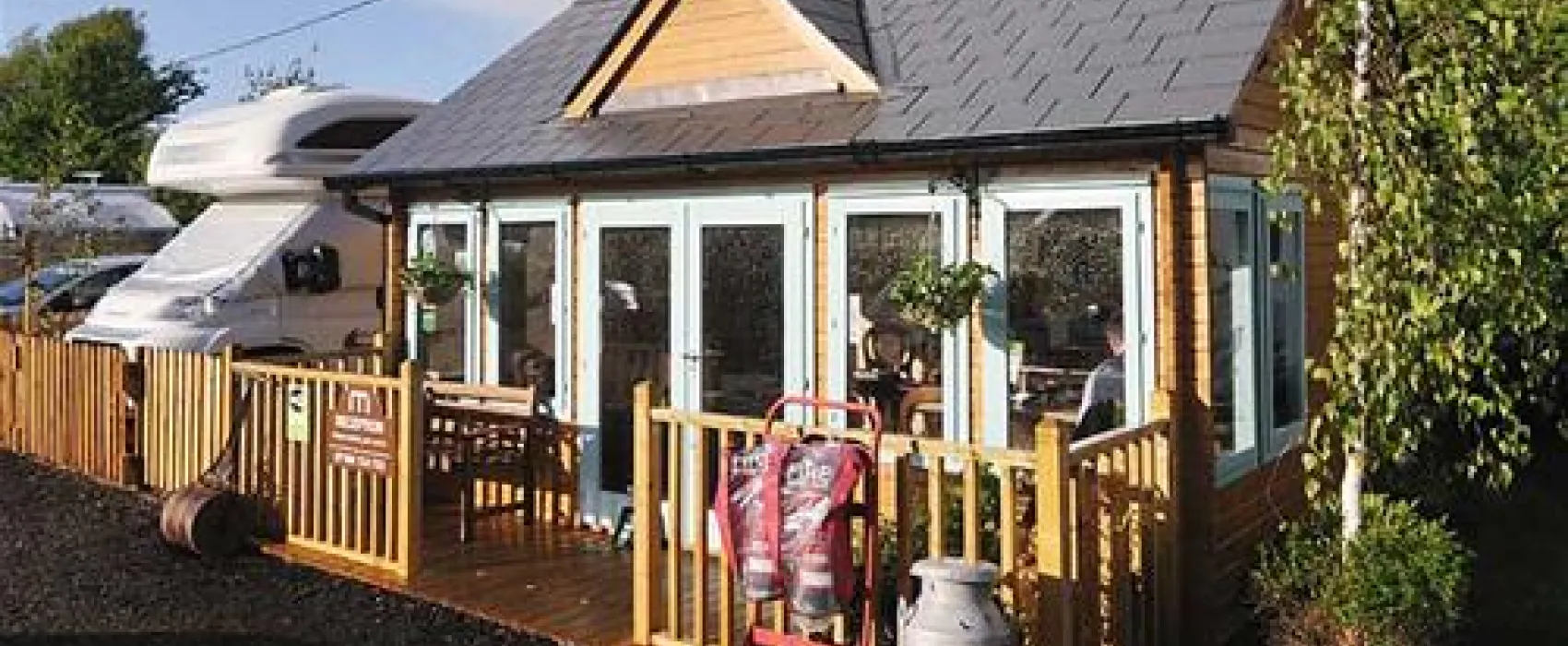 Stonehenge Campsite & Glamping Pods