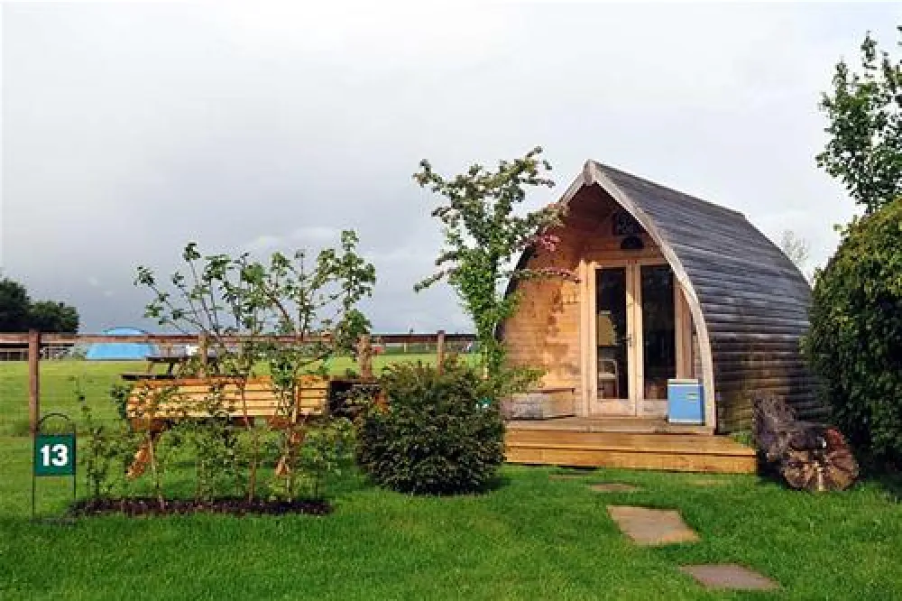 Stonehenge Campsite & Glamping Pods