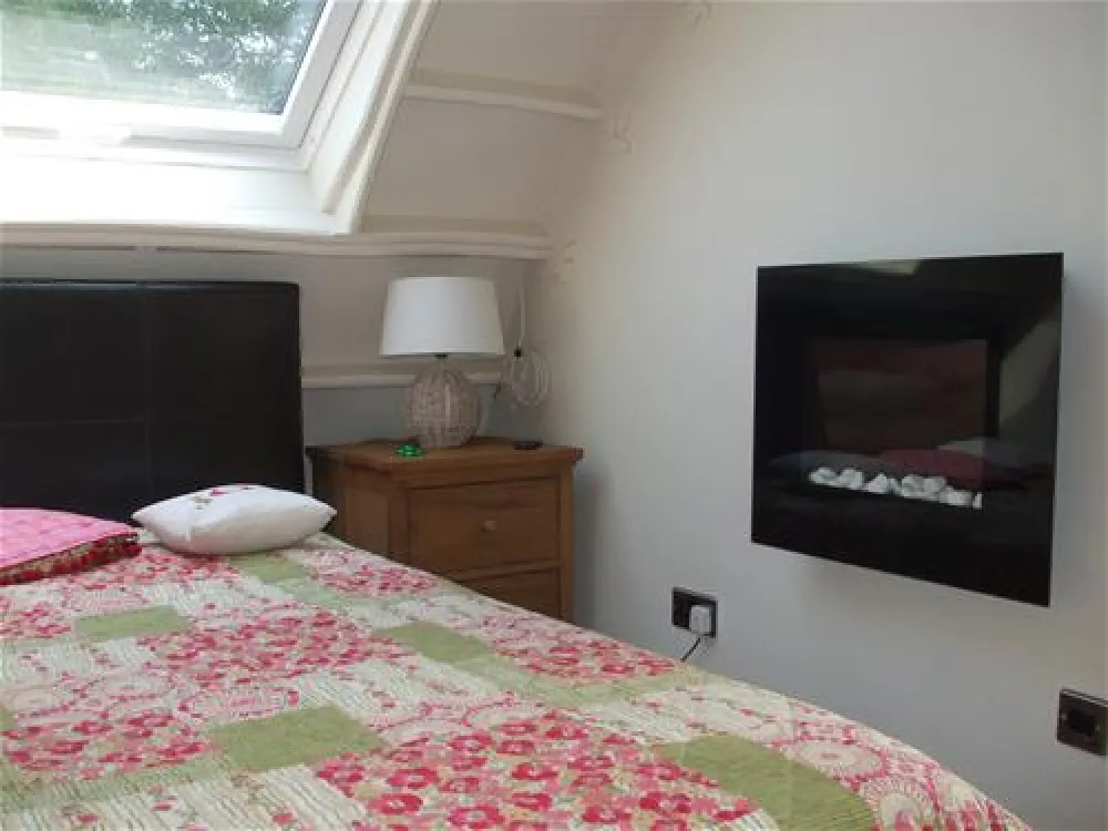 Stonehenge Campsite & Glamping Pods