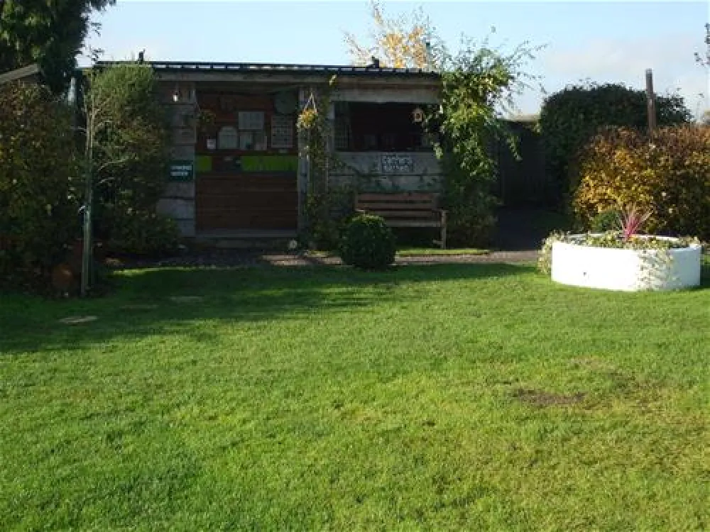 Stonehenge Campsite & Glamping Pods