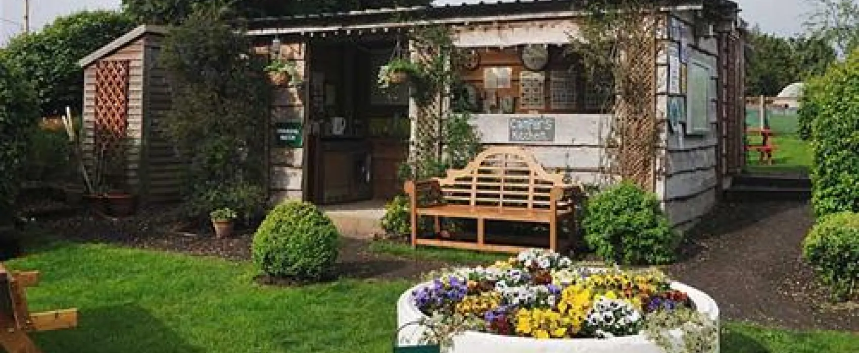 Stonehenge Campsite & Glamping Pods