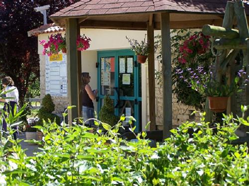 Flower camping Le Clos Cottet  **** photo 4