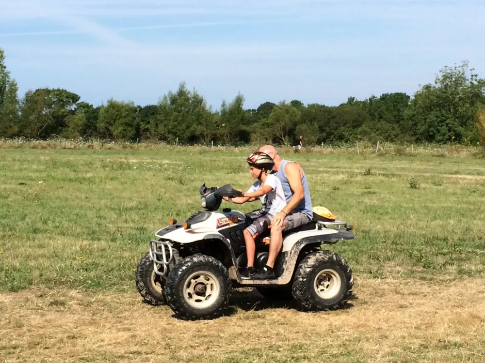 Flower camping Le Clos Cottet  ****