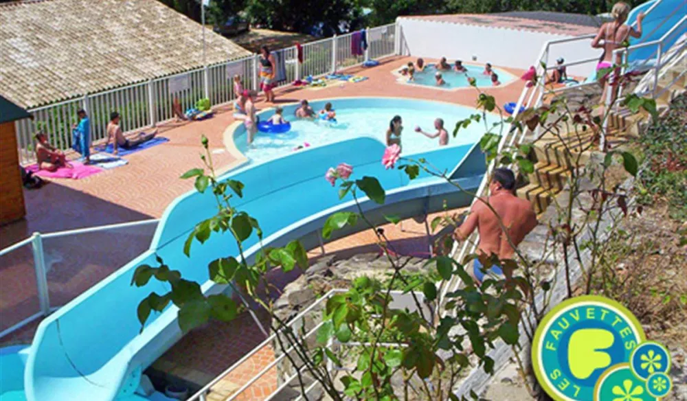 Camping Les Fauvettes  