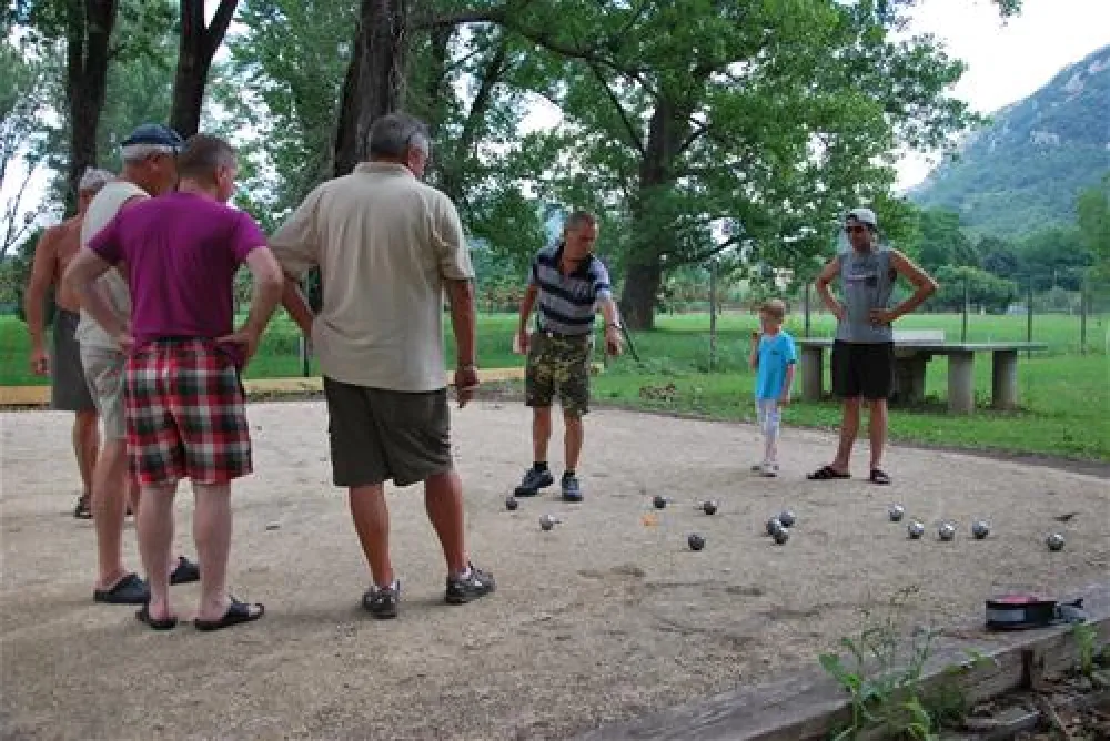 Camping Les Fauvettes  