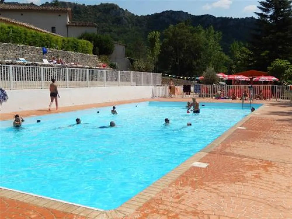 Camping Les Fauvettes  