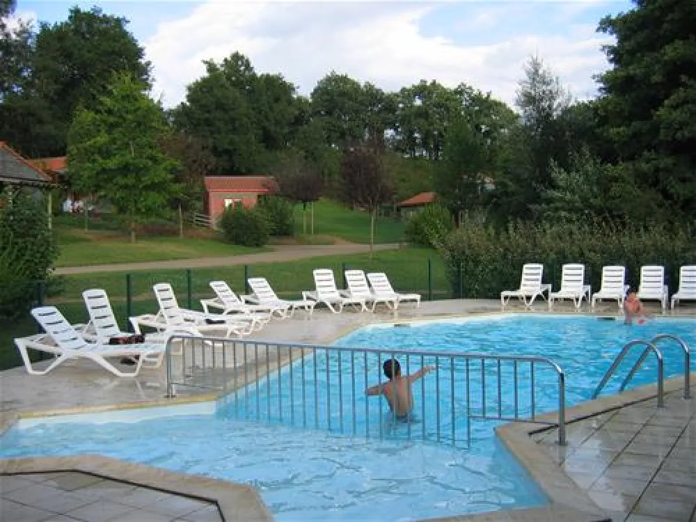 Camping Municipal *** Le Hameau Du Petit Lay