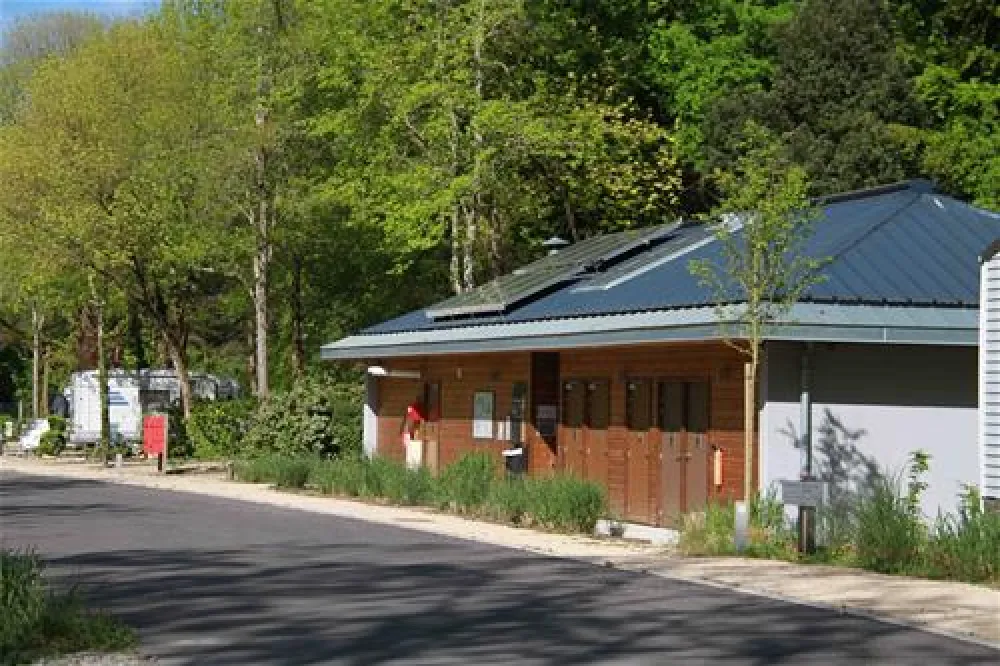 Nantes Camping - Le Petit Port