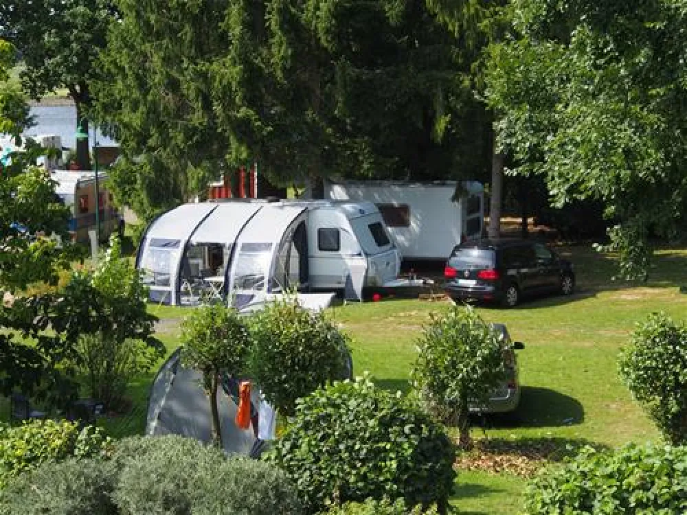 Camping Land an der Elbe bei Hamburg