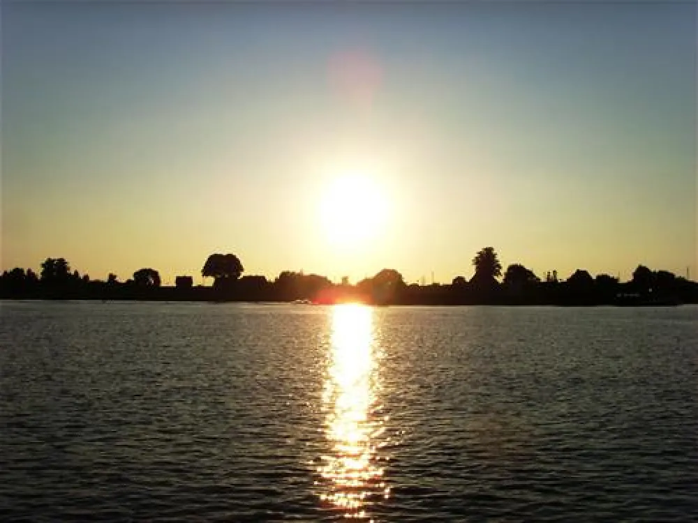 Camping Land an der Elbe bei Hamburg