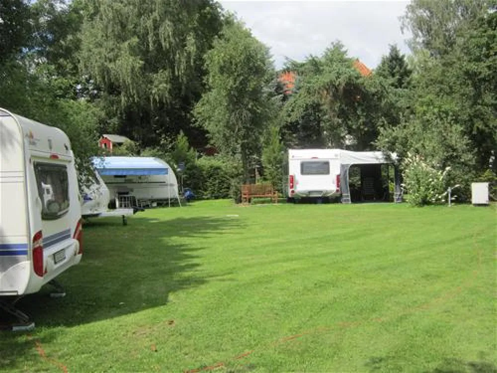 Camping Land an der Elbe bei Hamburg
