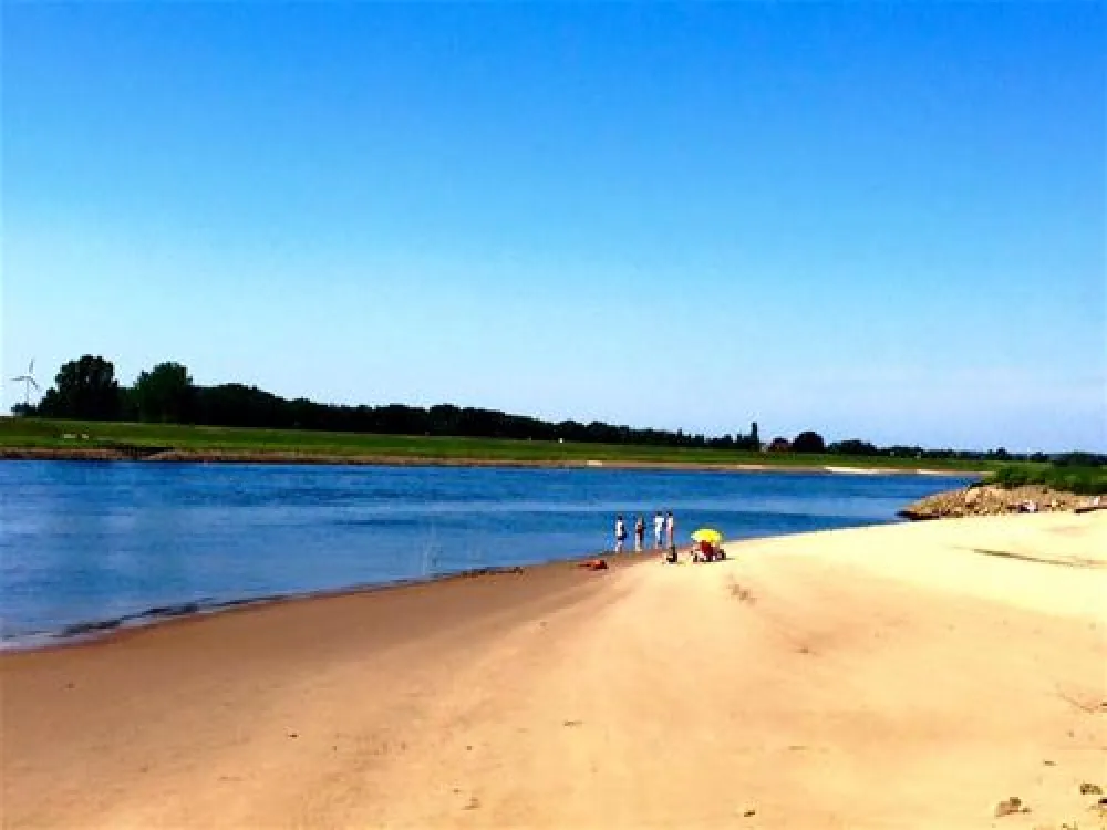 Camping Land an der Elbe bei Hamburg