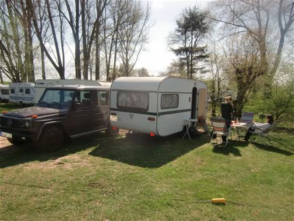 Camping Land an der Elbe bei Hamburg
