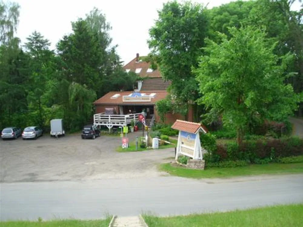 Camping Land an der Elbe bei Hamburg