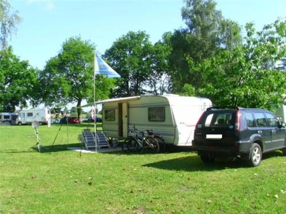 Camping Land an der Elbe bei Hamburg