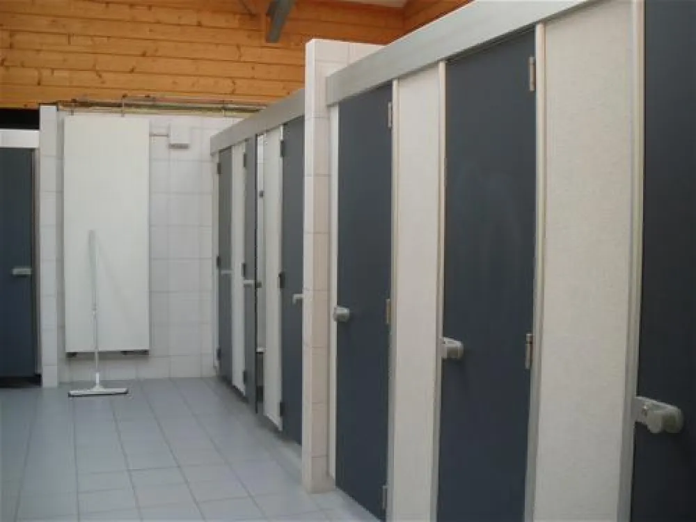 Camping De Bronzen Emmer