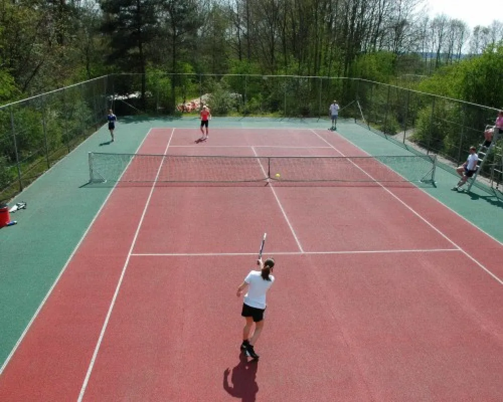 Camping De Bronzen Emmer