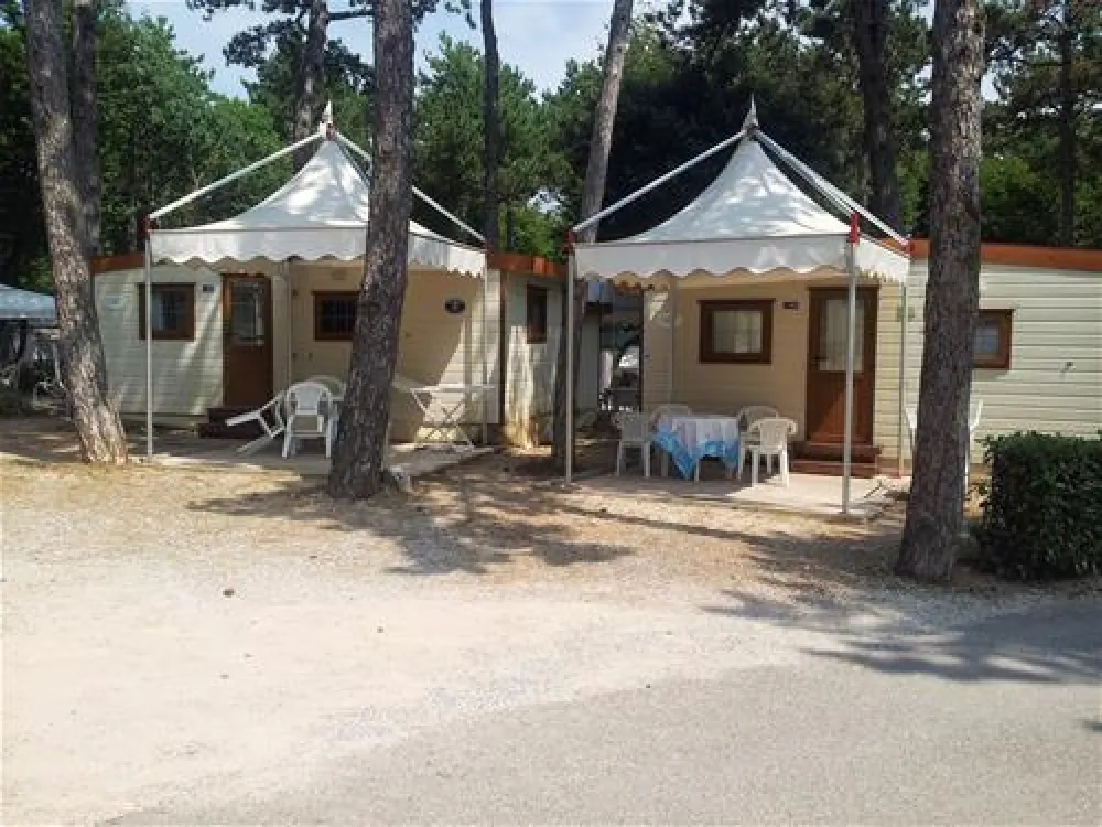 Camping Mare Pineta Baia Sistiana