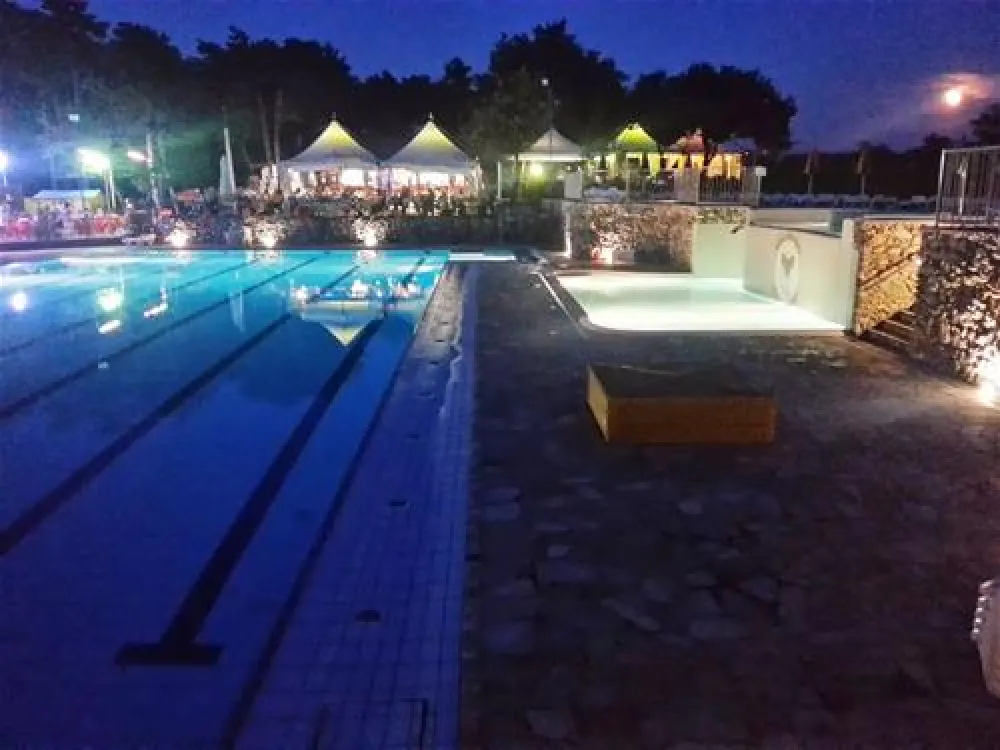 Camping Mare Pineta Baia Sistiana