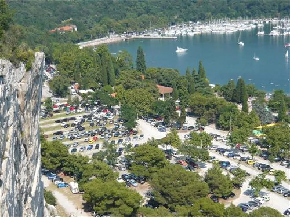 Camping Mare Pineta Baia Sistiana