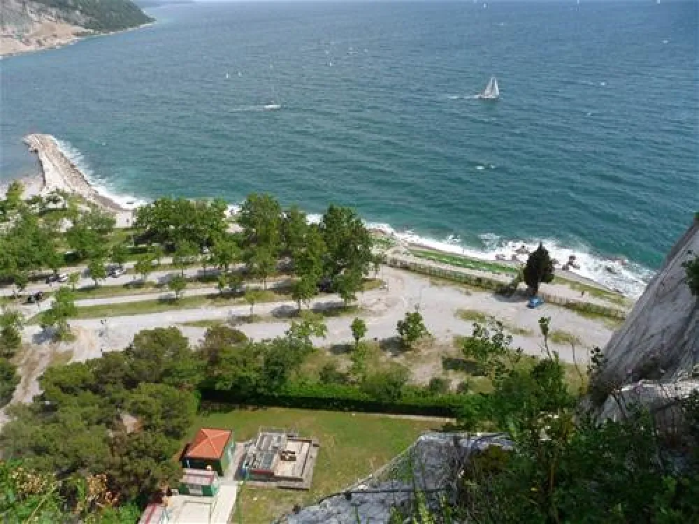 Camping Mare Pineta Baia Sistiana