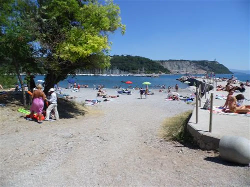 Camping Mare Pineta Baia Sistiana