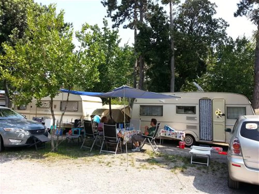 Camping Mare Pineta Baia Sistiana