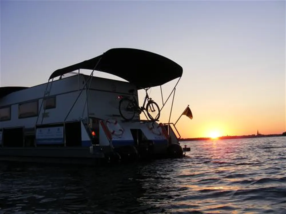 skippercamping GmbH "Camping auf dem Wasser"