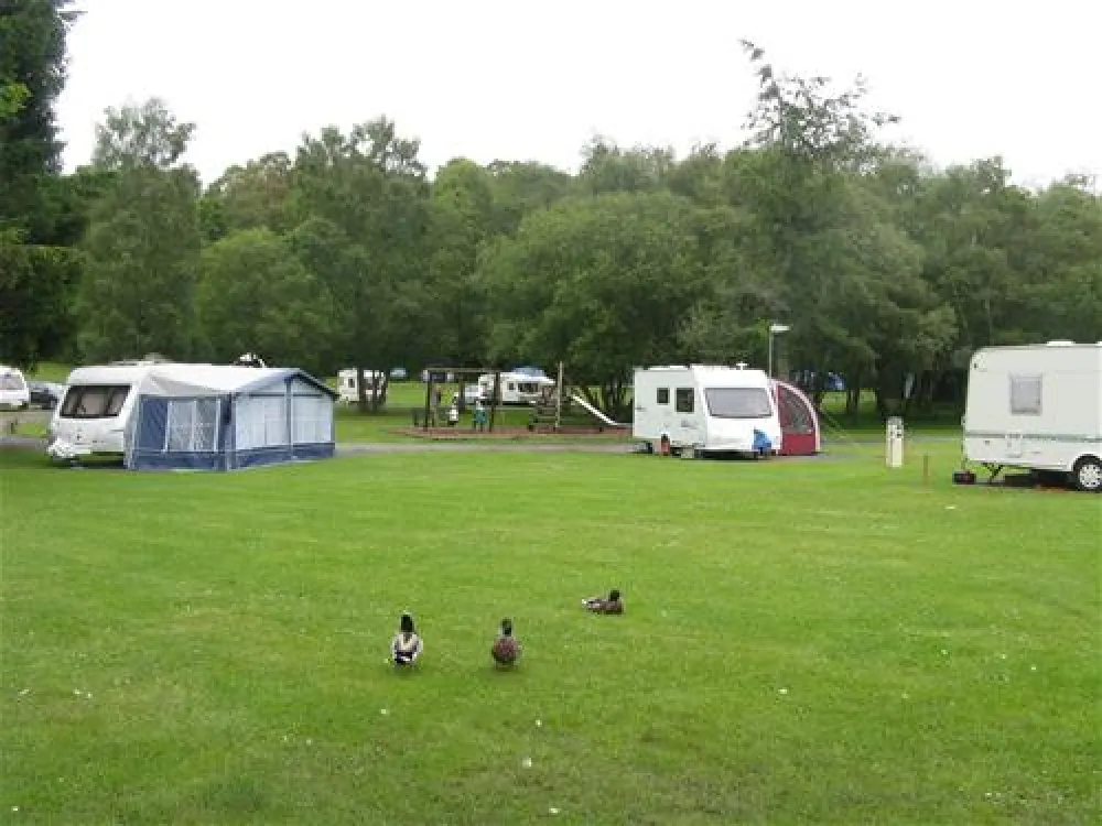 C&c Club Site, Milarrochy Bay