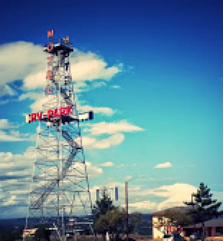 Tower 64 Motel & RV Park