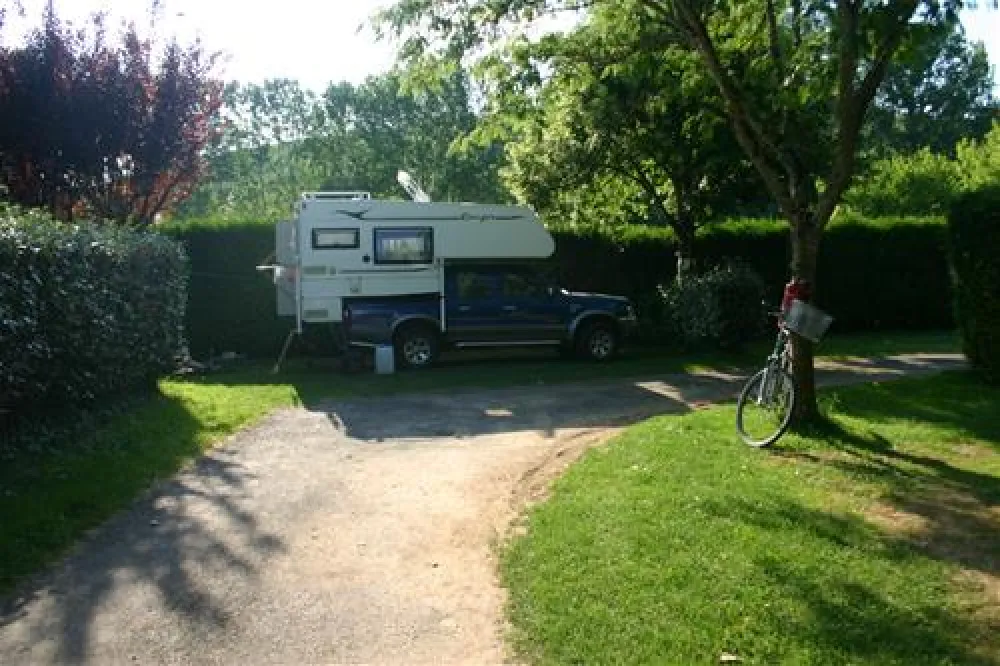 Camping Le Moulin du Bleufond-Lascaux