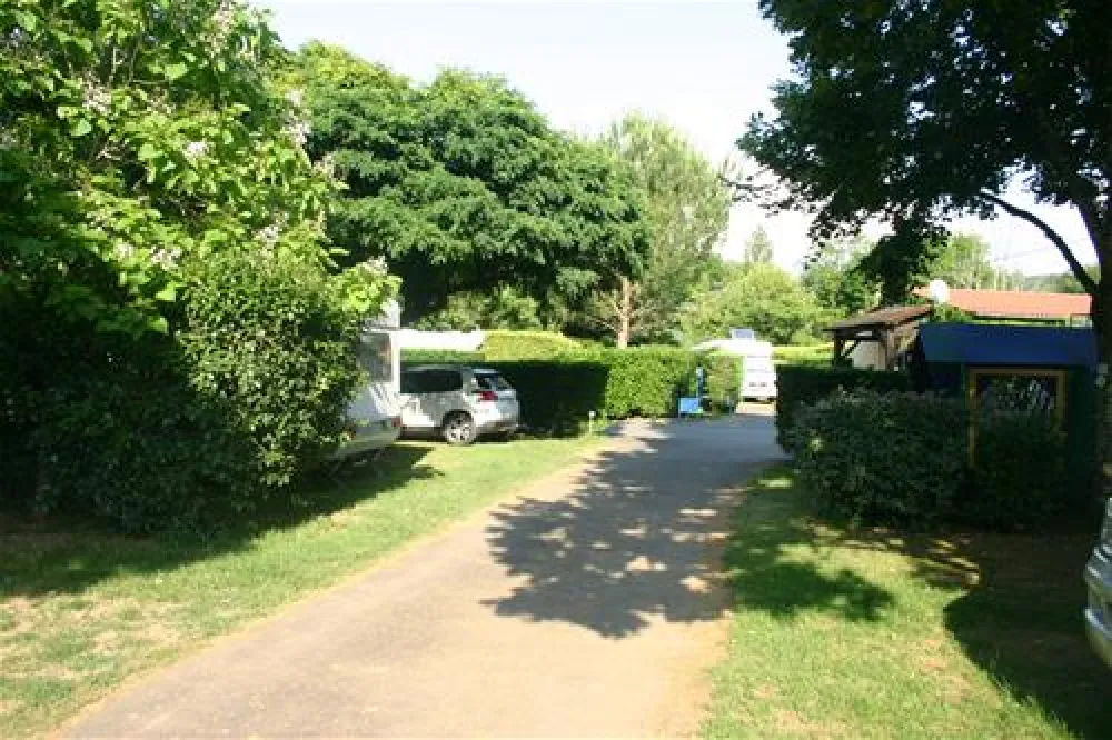 Camping Le Moulin du Bleufond-Lascaux