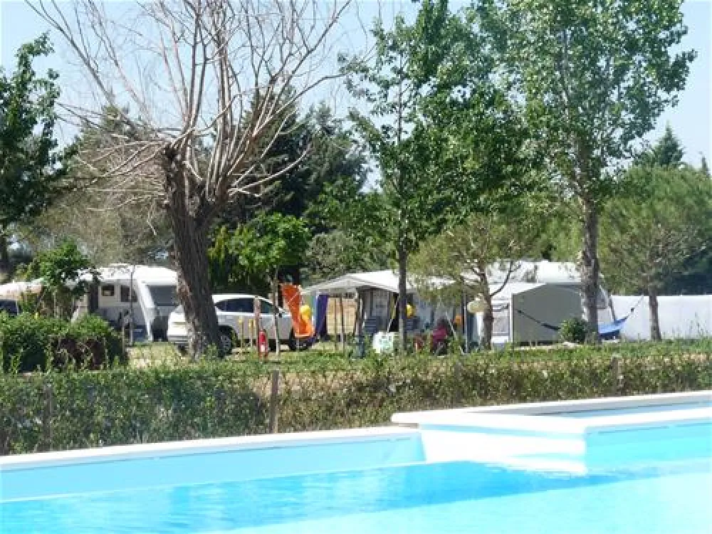 Camping Domaine Du Vernis  