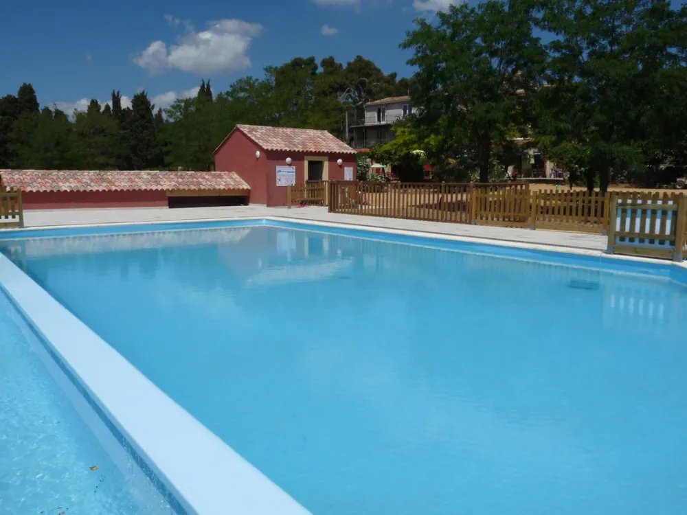 Camping Domaine Du Vernis  