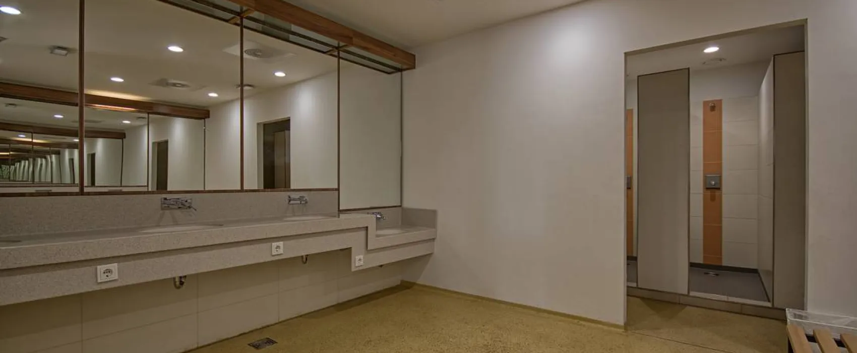 LAGOVIDA – Das Ferienresort am Störmthaler See