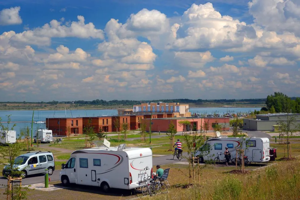 LAGOVIDA – Das Ferienresort am Störmthaler See