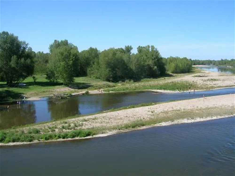CanoeCamping La Courtine plage pro NATURE