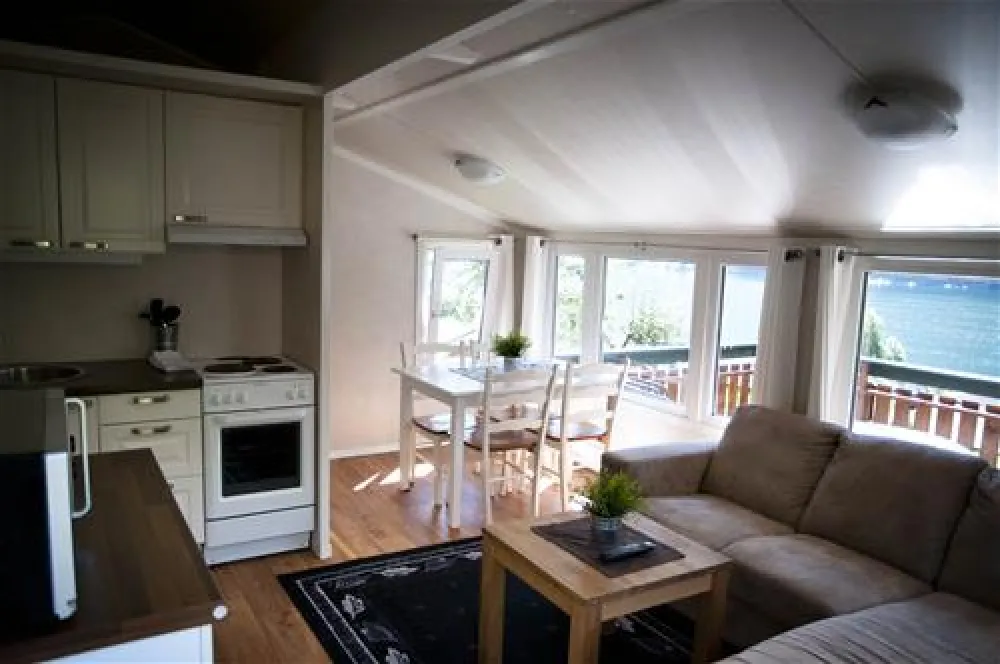 Grande Hytteutleige Og Camping