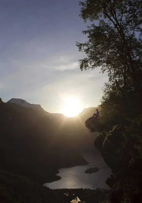 Grande Hytteutleige Og Camping