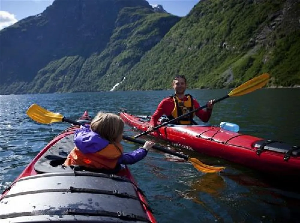 Grande Hytteutleige Og Camping