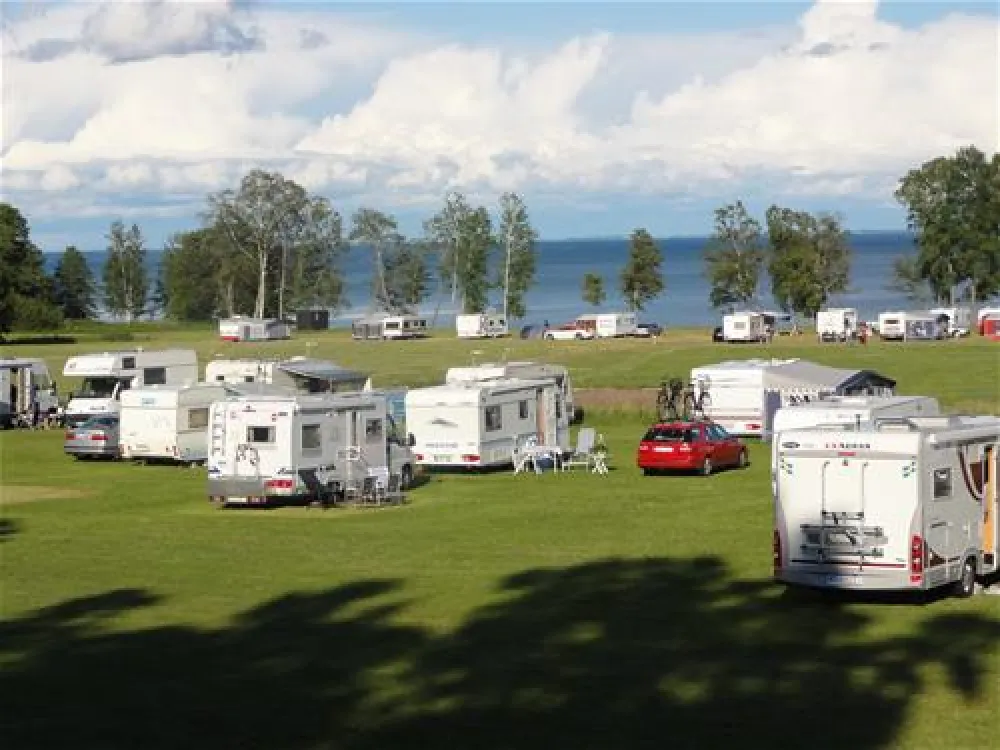 Breviks Camping och Stellplatz