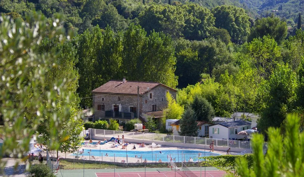 Camping Le Pradal  