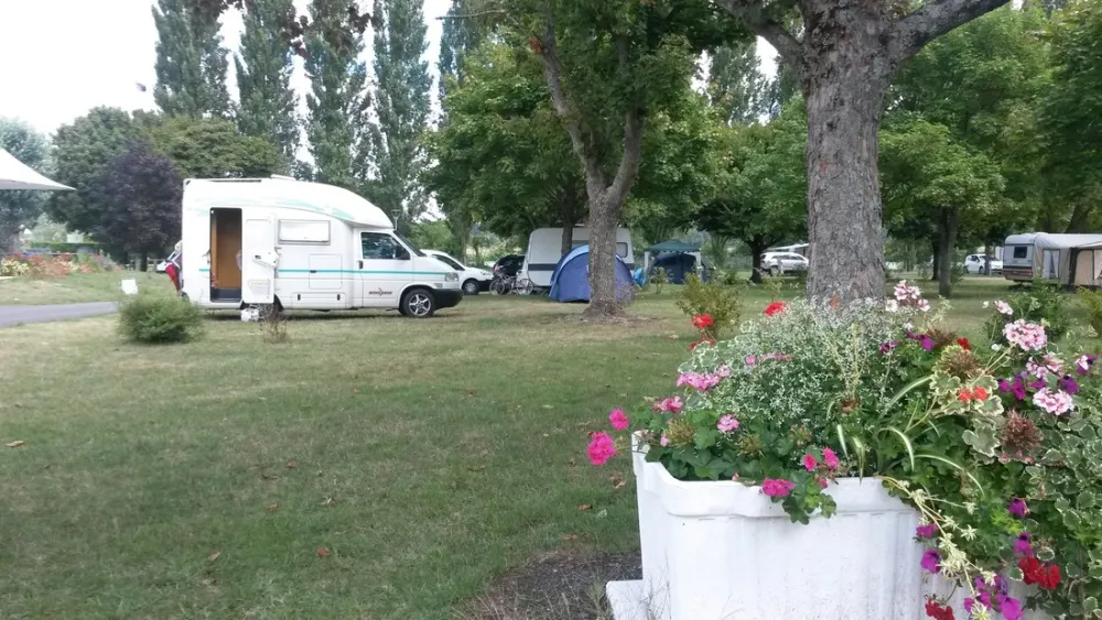 Camping municipal De De La Gatine  