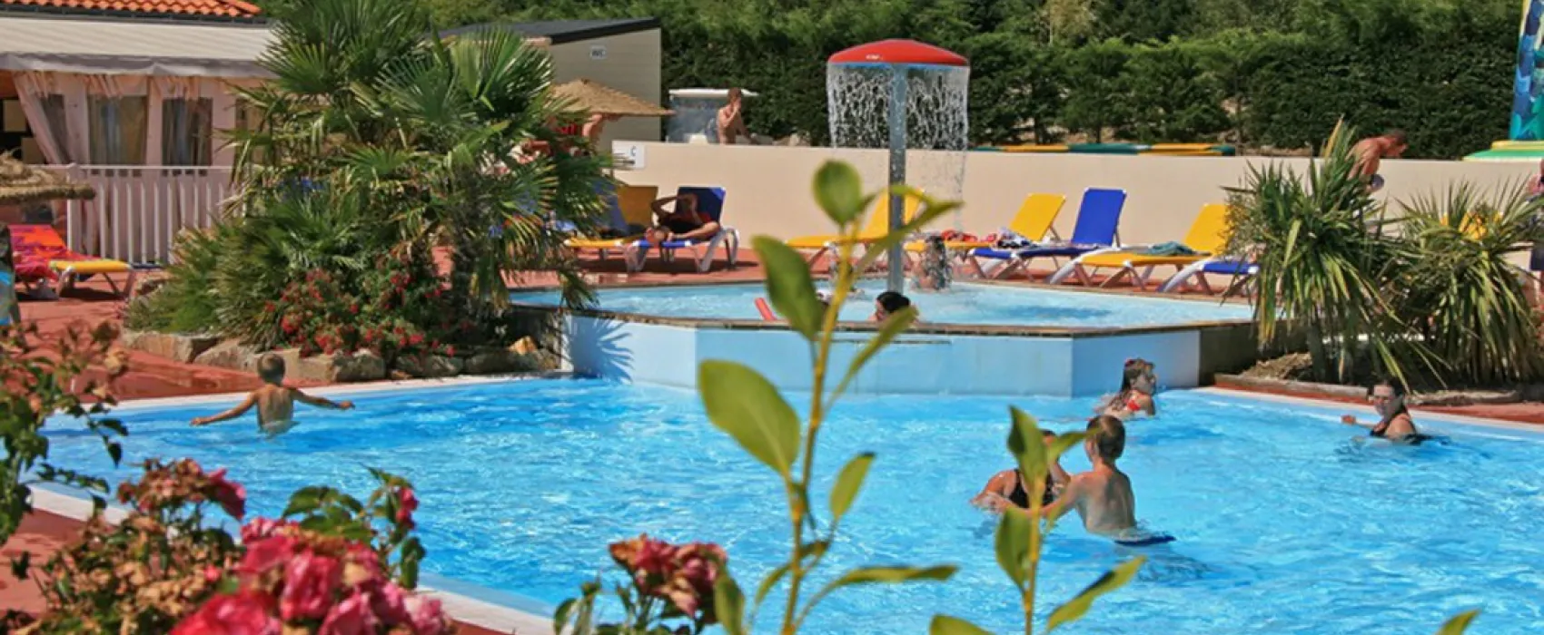 Flower Camping - Les Brillas